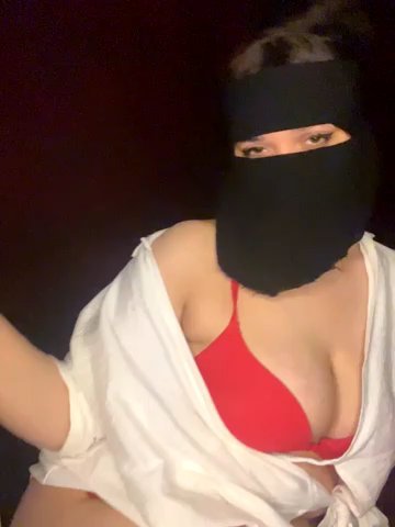 RooVaaN-Xx live cam screenshot female from Egypt on SLUT.SHOW — Free Live Cams & XXX Chat — screenshot #1